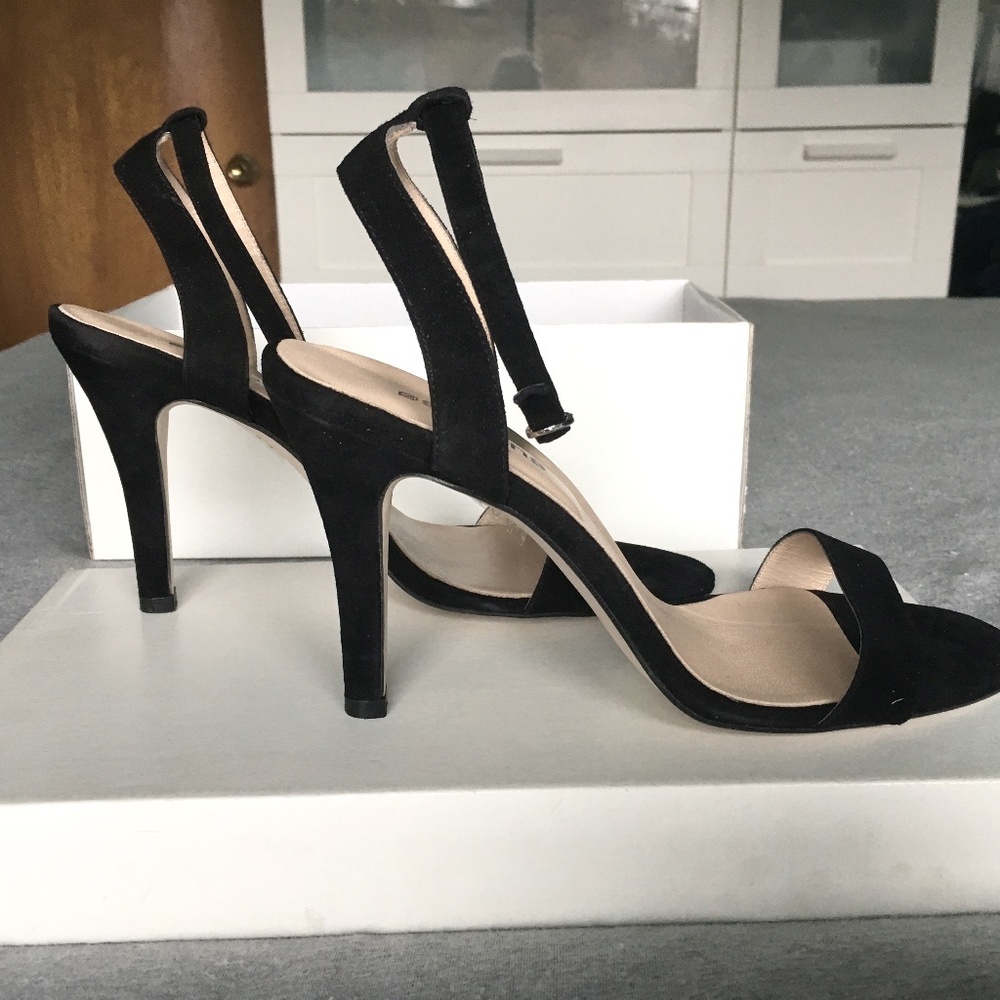 Simons Black Suede High Heel Slingback Sandals